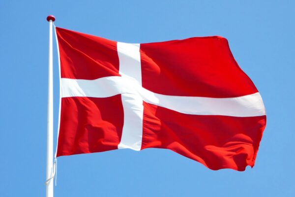 Bandera de Dinamarca: aspecto, historia y significado del Dannebrog