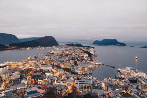 Destinos en Noruega: las 10 mejores paradas para una excursión por el país de los fiordos