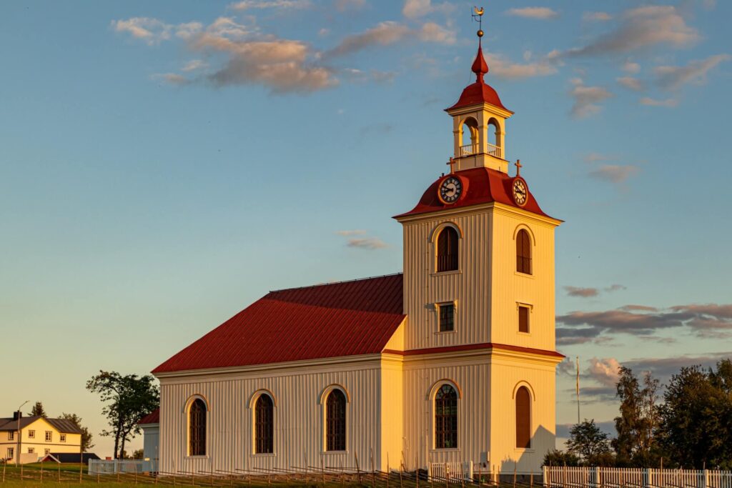 Iglesia de la Cultura Jämtland Impressions